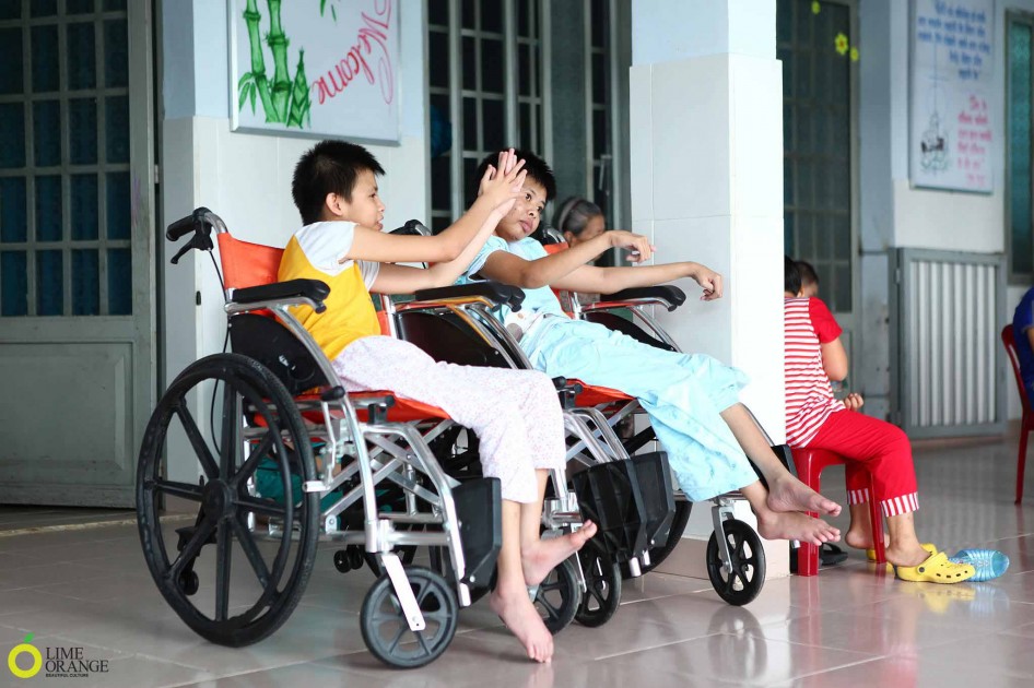 gallery navigation image