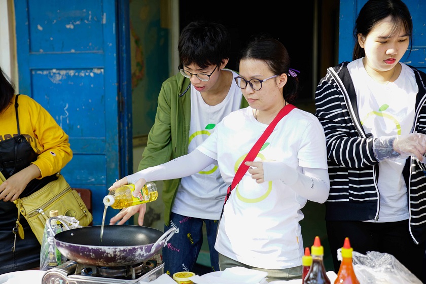 gallery navigation image