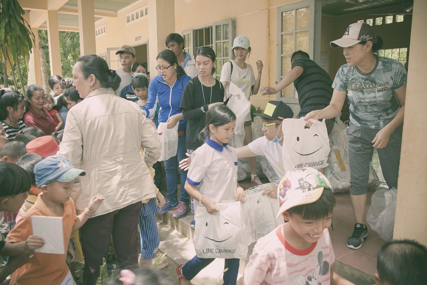 gallery navigation image