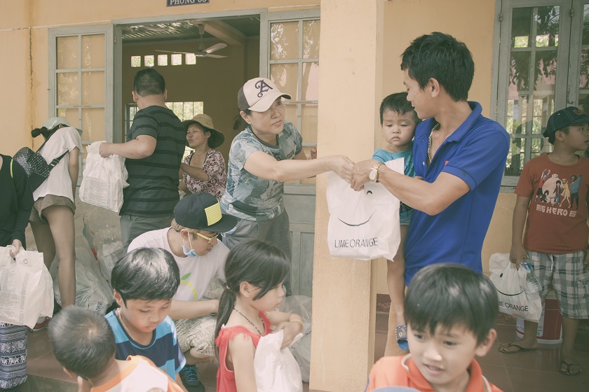 gallery navigation image