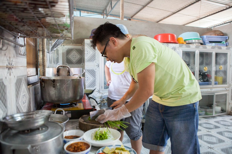 gallery navigation image