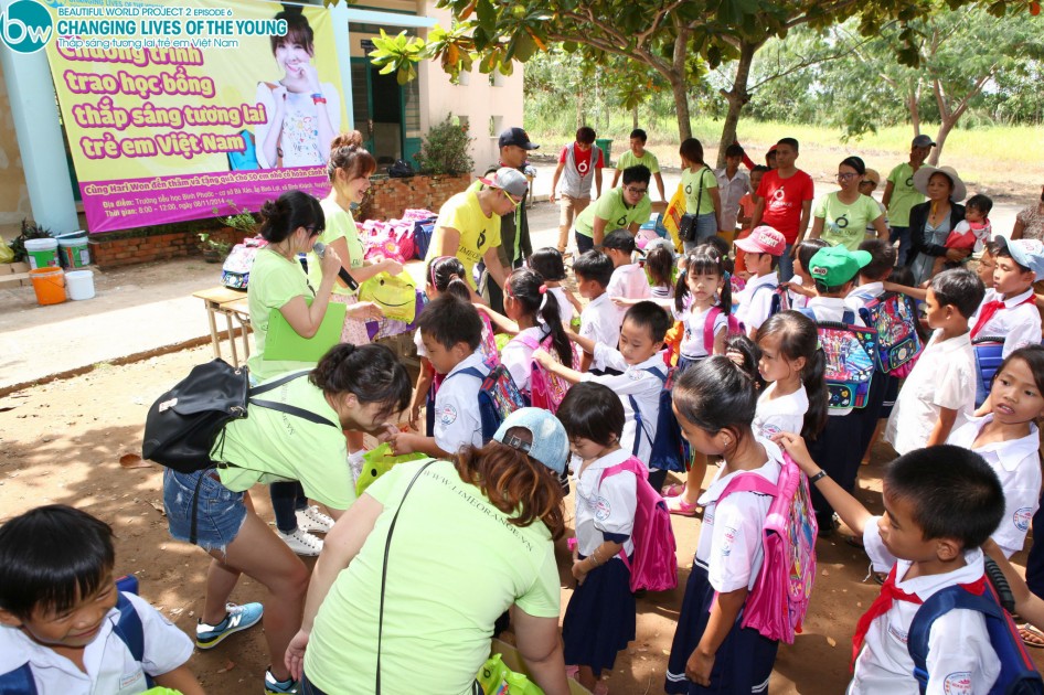 gallery navigation image