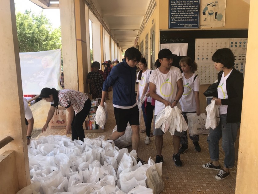 gallery navigation image