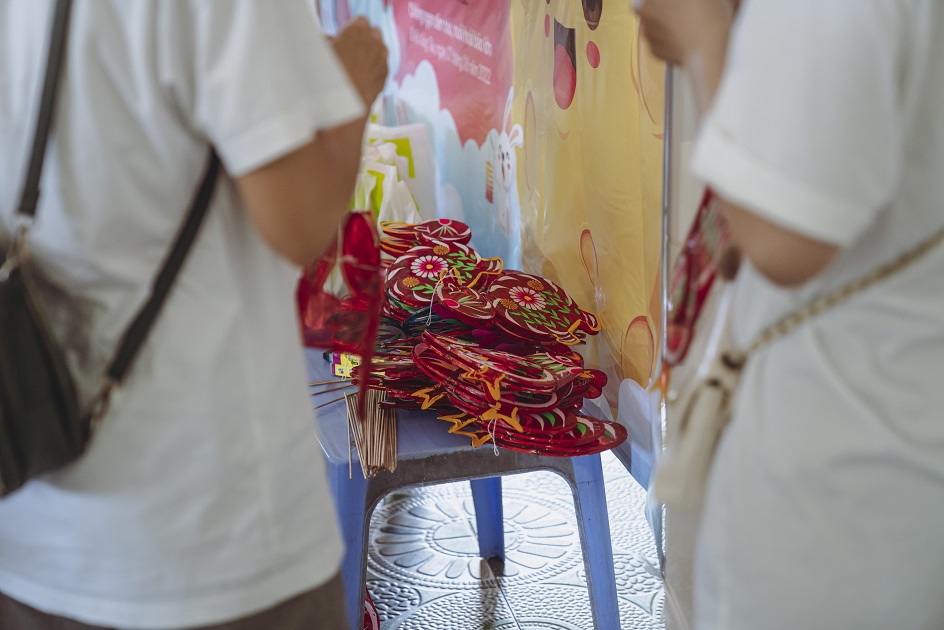 gallery navigation image