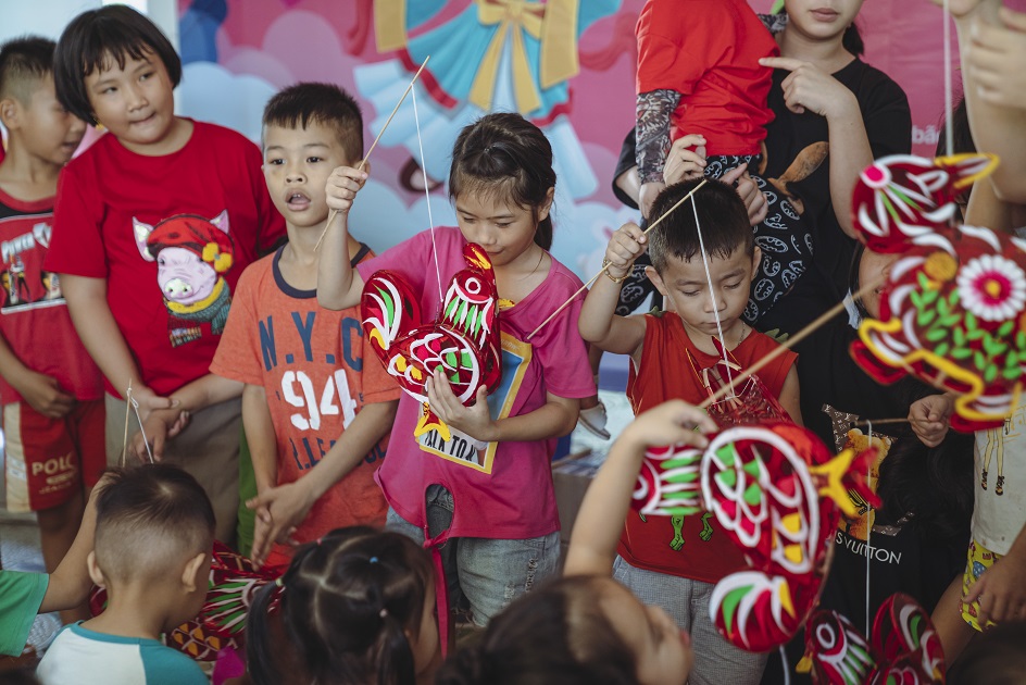 gallery navigation image