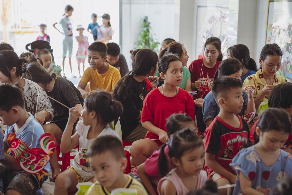 gallery navigation image