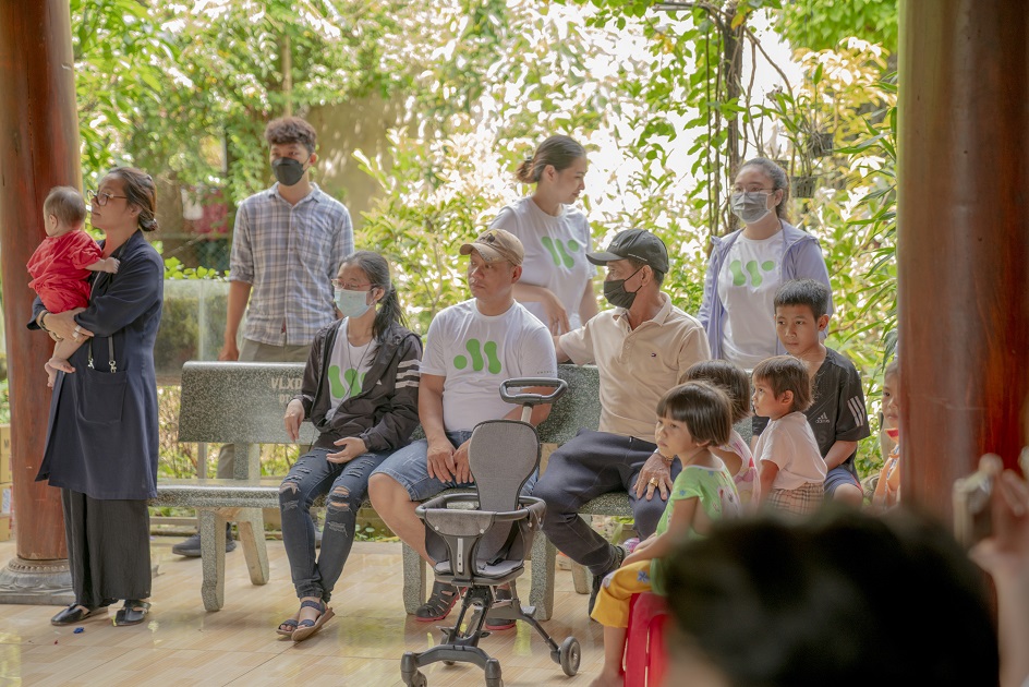 gallery navigation image