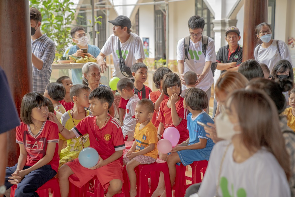 gallery navigation image