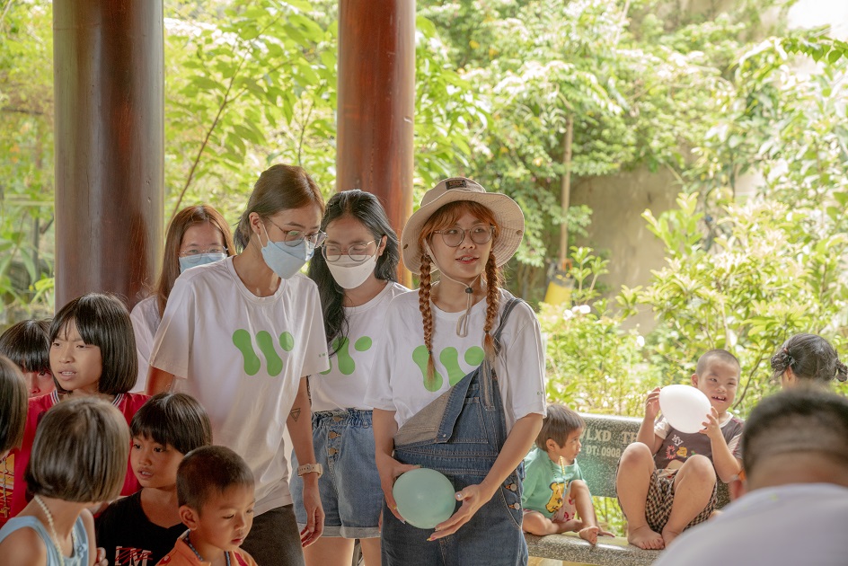 gallery navigation image