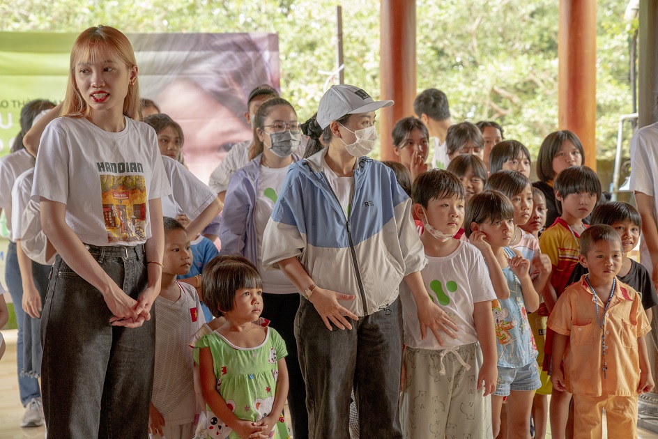 gallery navigation image