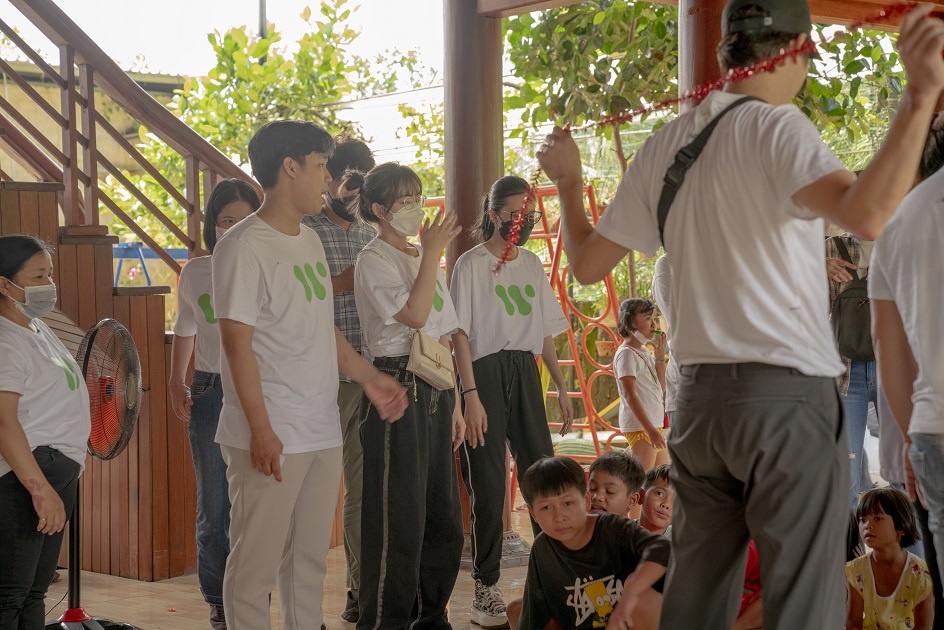 gallery navigation image