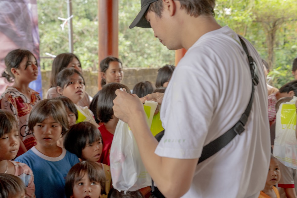 gallery navigation image