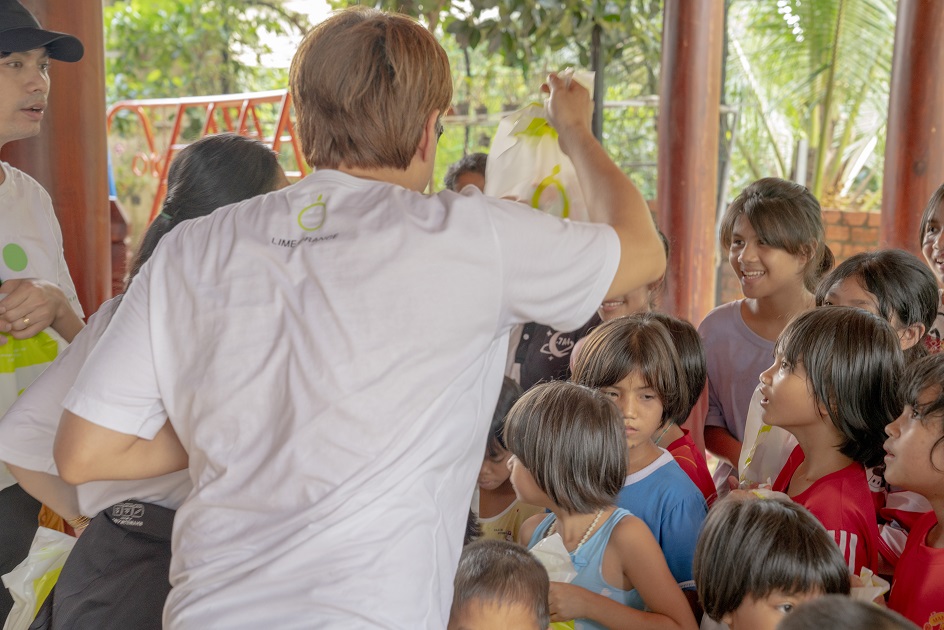 gallery navigation image