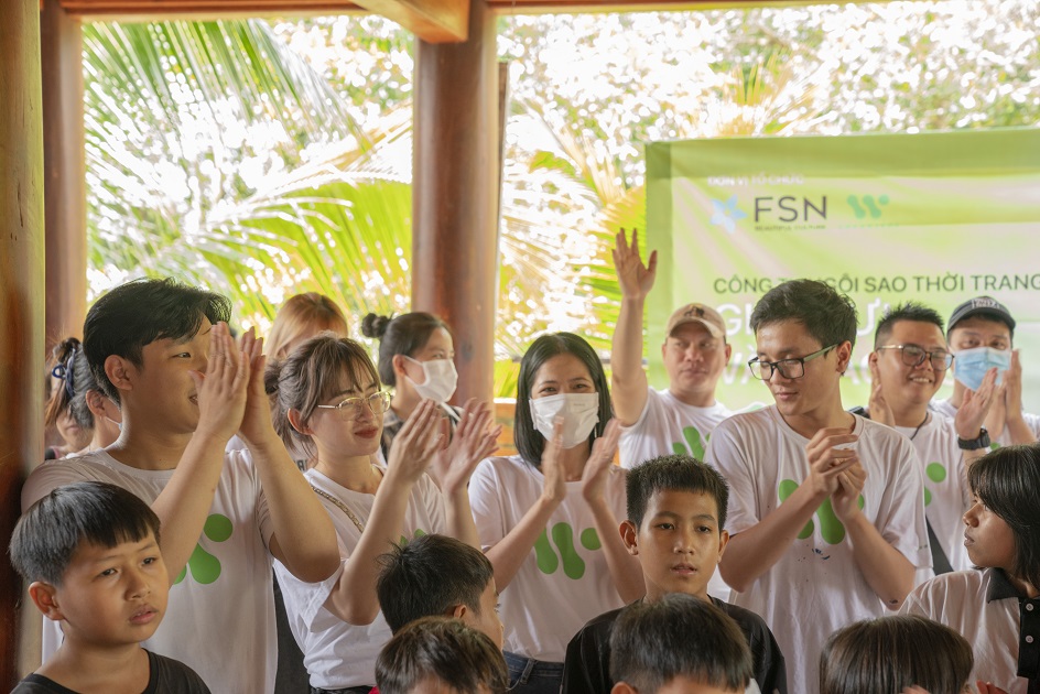 gallery navigation image