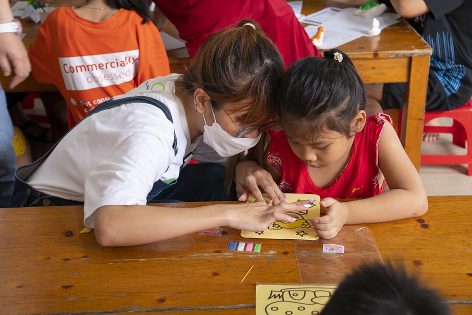 gallery navigation image