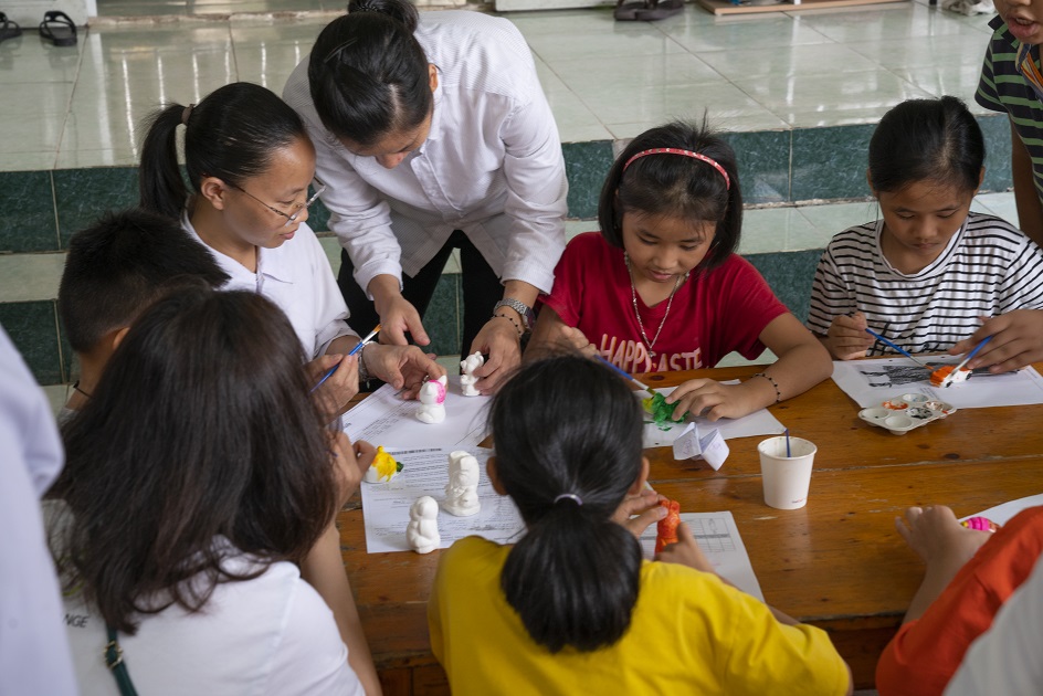 gallery navigation image