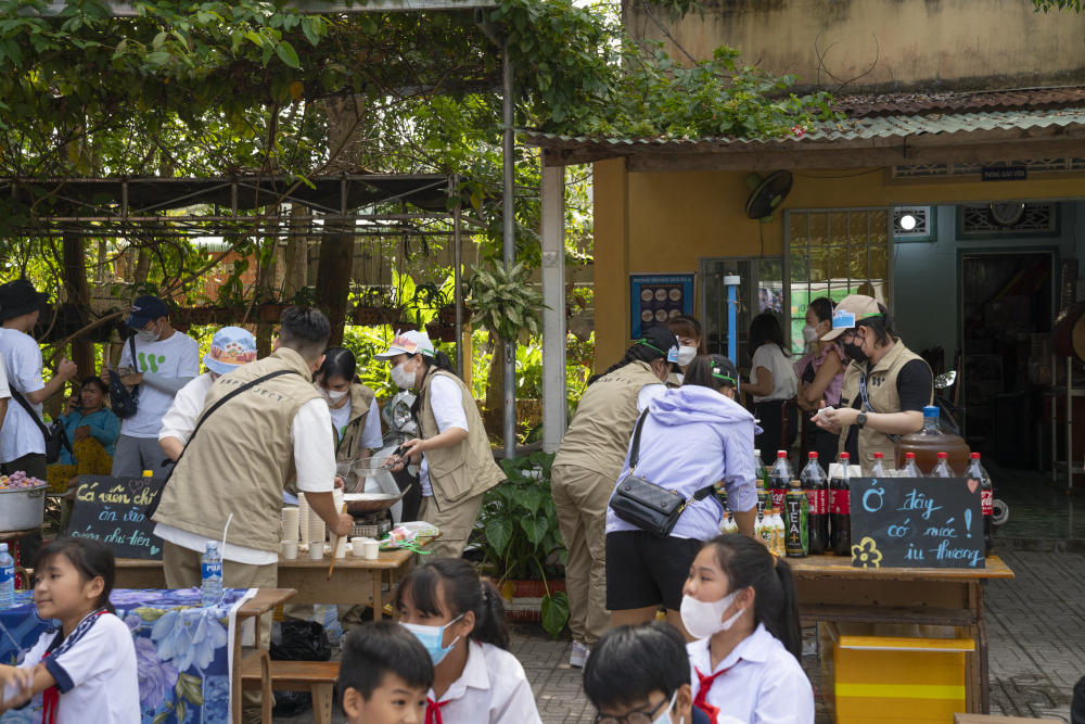 gallery navigation image