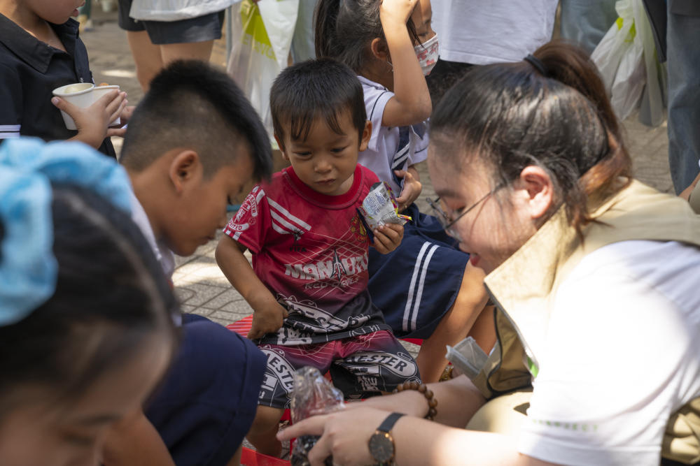 gallery navigation image