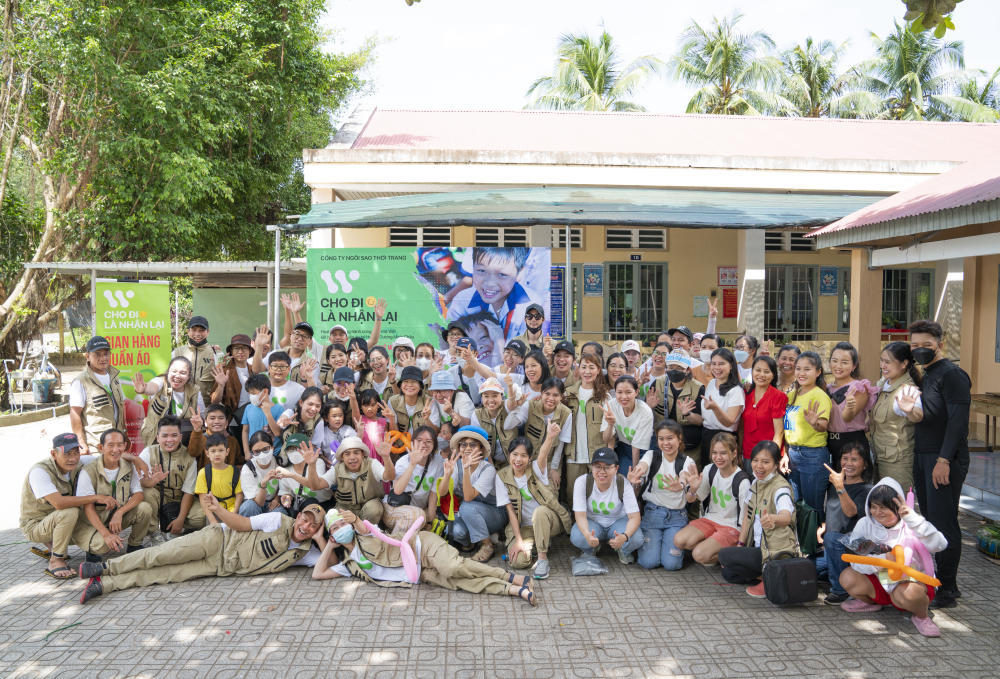 gallery navigation image