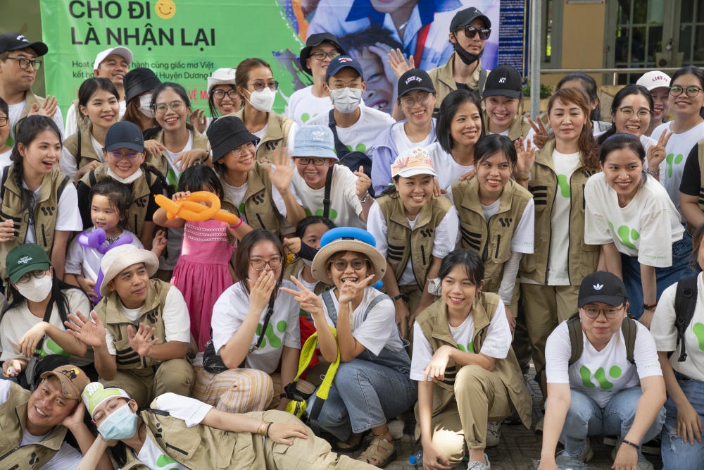 gallery navigation image