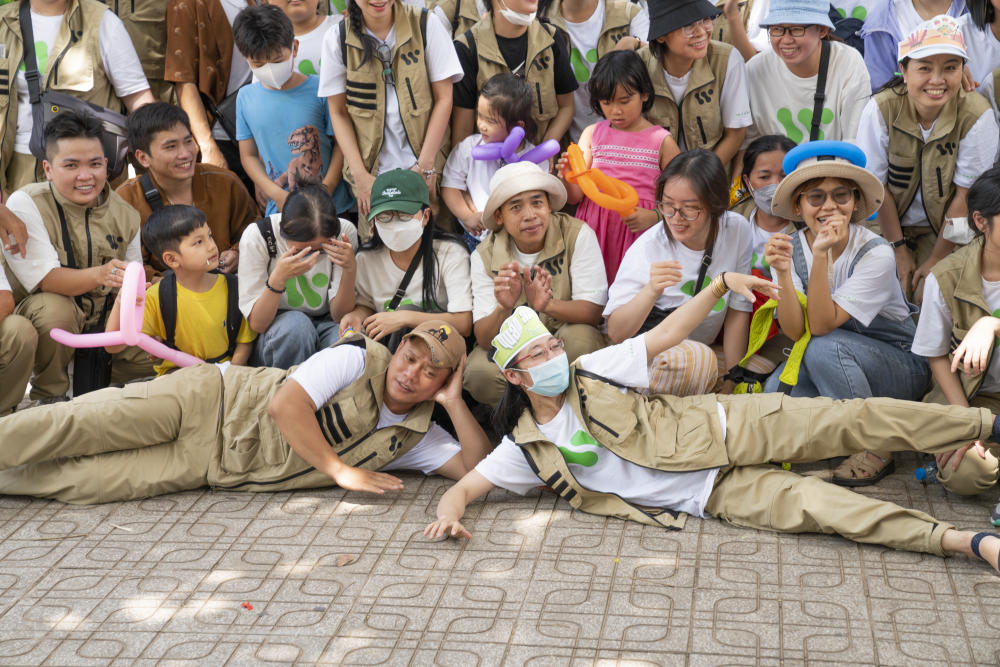 gallery navigation image