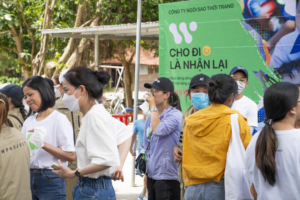 gallery navigation image