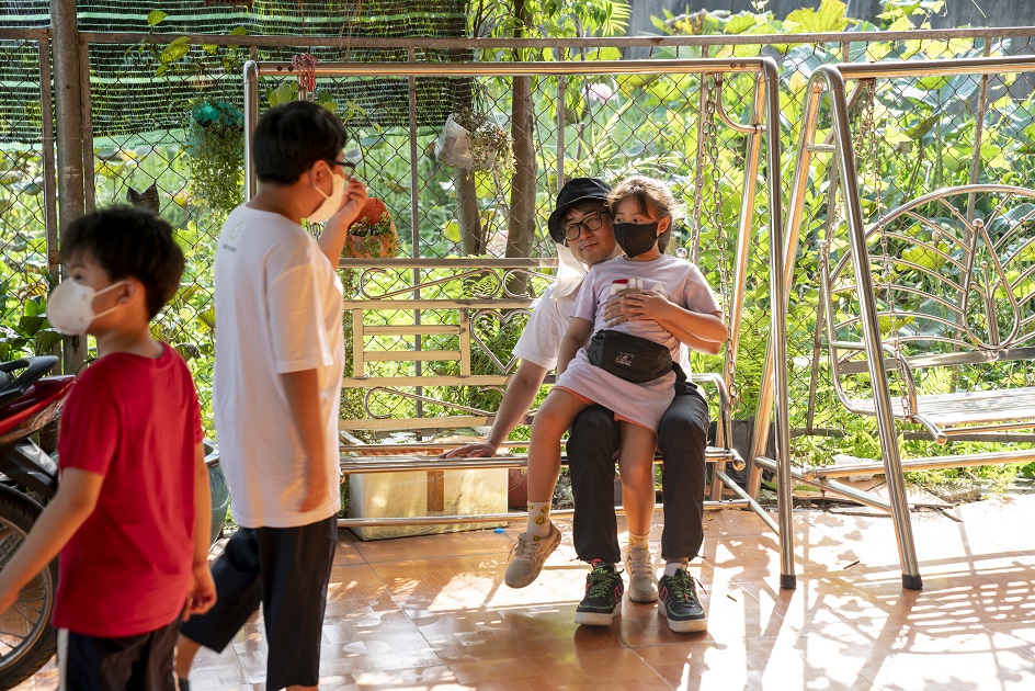 gallery navigation image