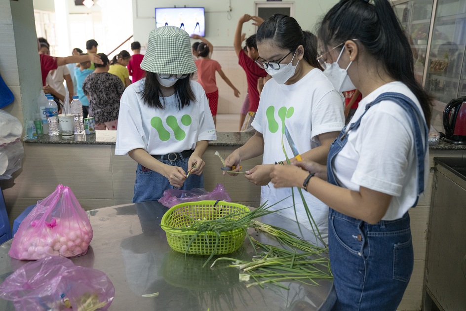 gallery navigation image