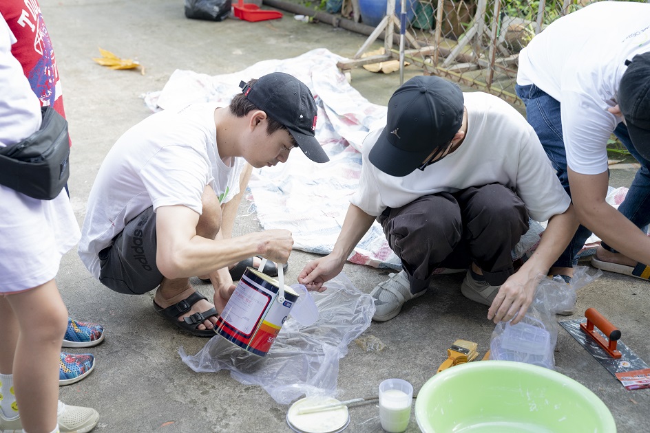 gallery navigation image