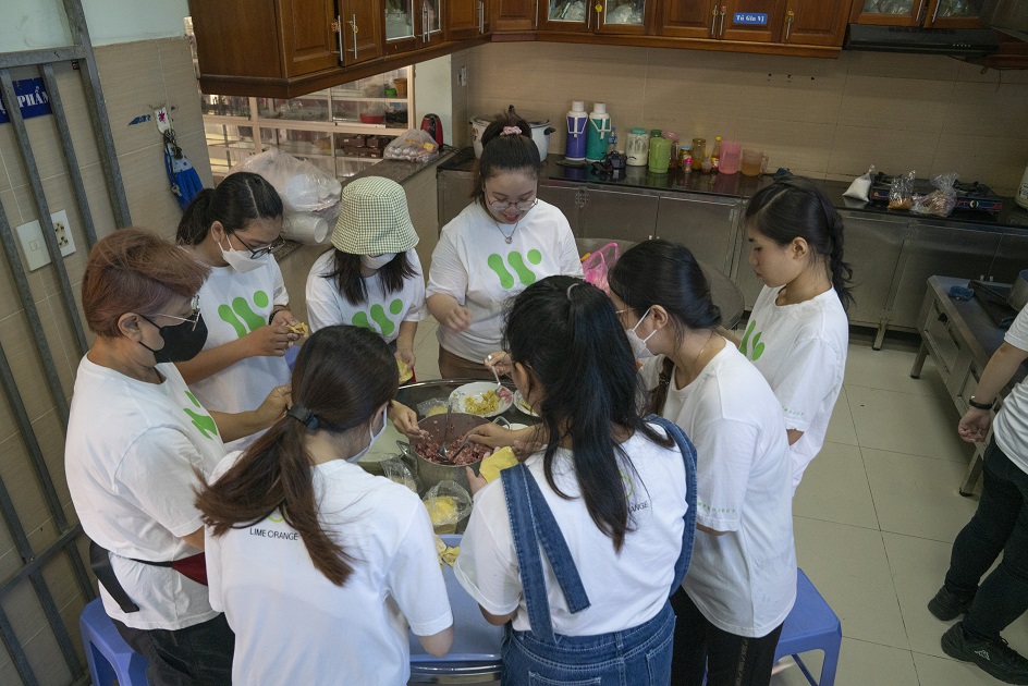 gallery navigation image