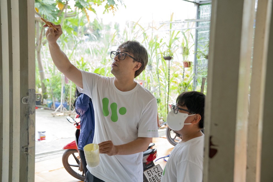 gallery navigation image