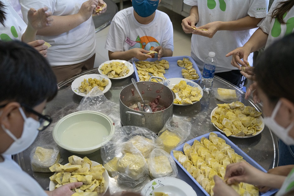 gallery navigation image