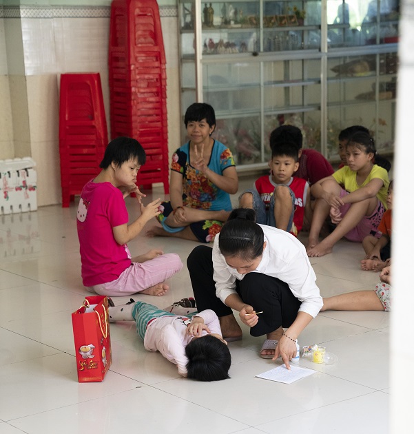 gallery navigation image