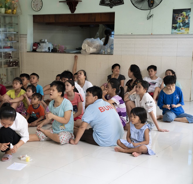 gallery navigation image