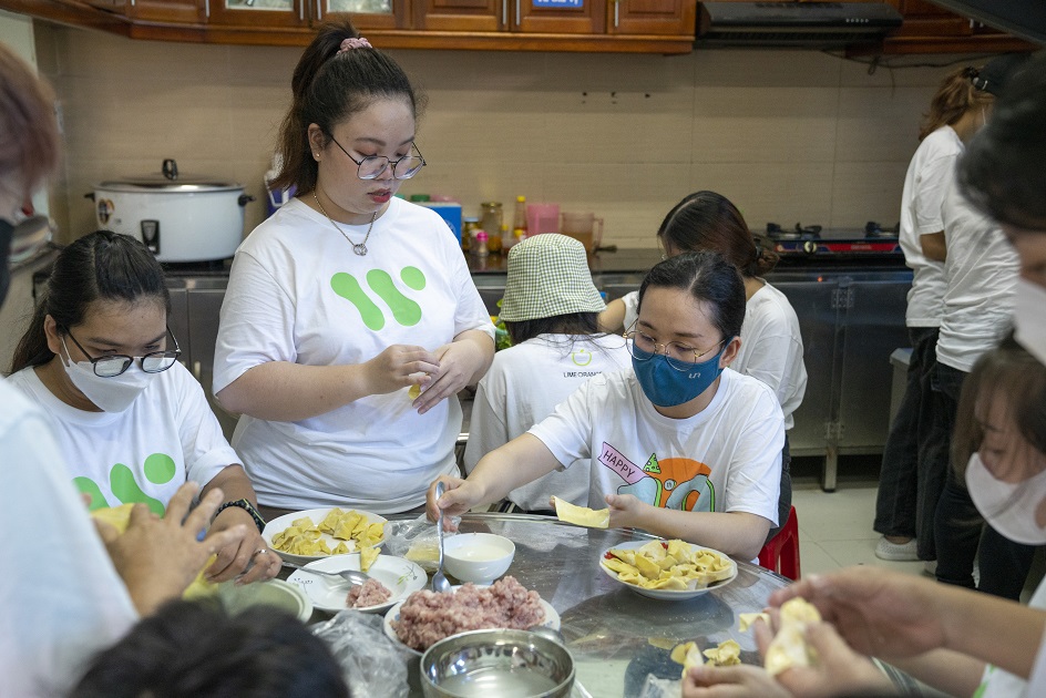 gallery navigation image