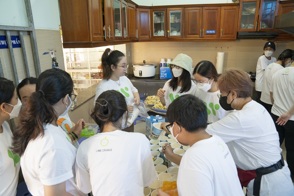 gallery navigation image