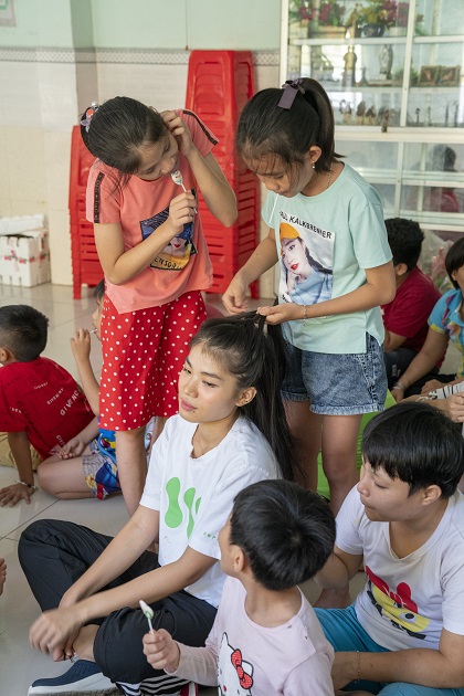 gallery navigation image