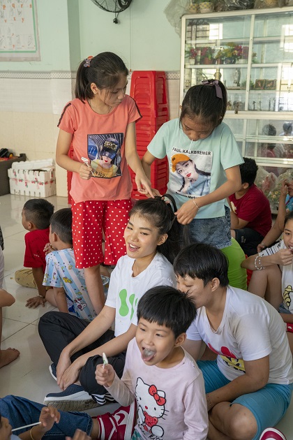 gallery navigation image