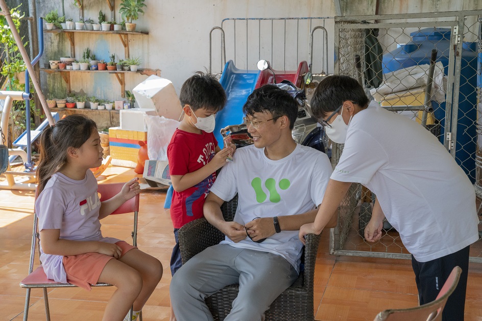 gallery navigation image