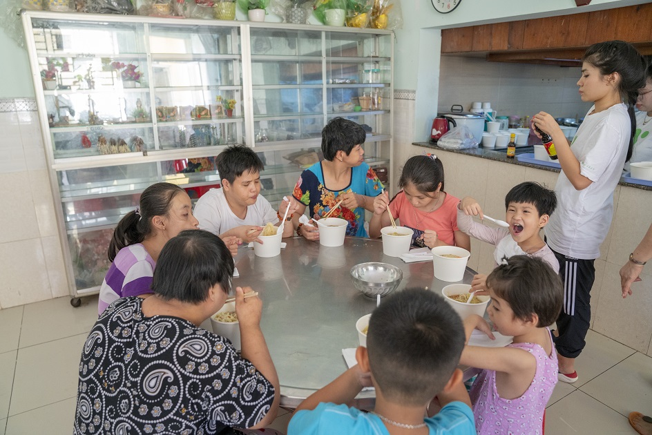 gallery navigation image