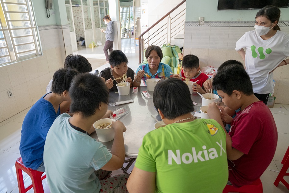 gallery navigation image