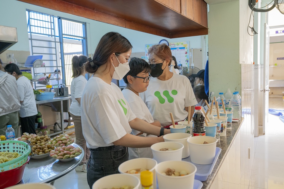 gallery navigation image