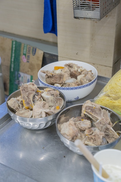 gallery navigation image