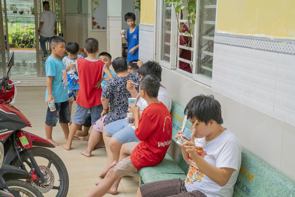 gallery navigation image