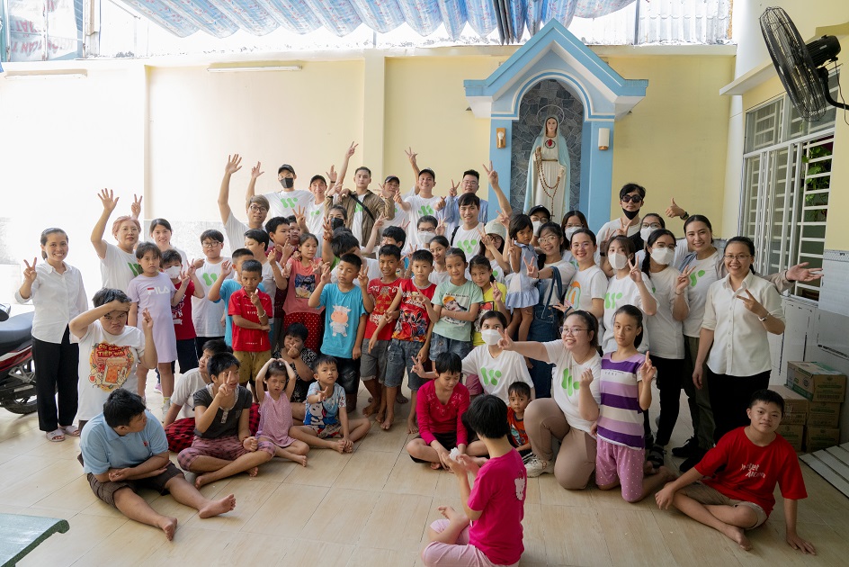 gallery navigation image