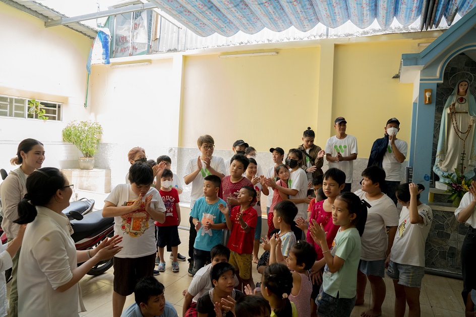 gallery navigation image