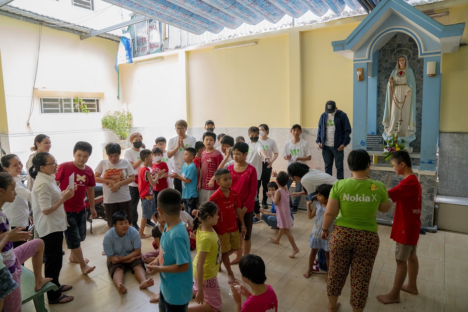 gallery navigation image