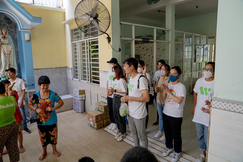 gallery navigation image