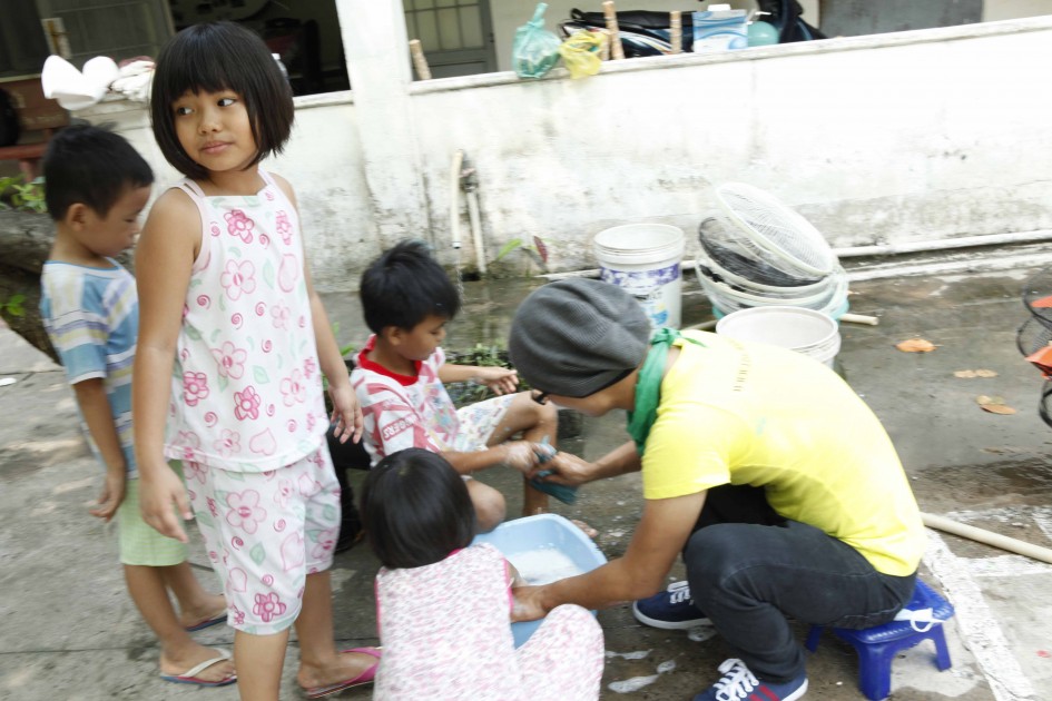 gallery navigation image