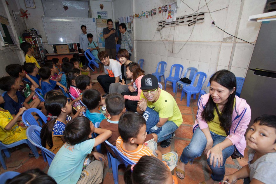 gallery navigation image